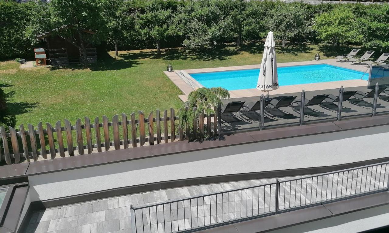 Apart Hotel Ideal Ладіс Екстер'єр фото